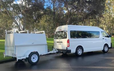 2WD Toyota Commuter 12 Seat Minibus with Trailer 2020